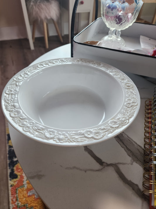 7" White Flat Rim Bowl